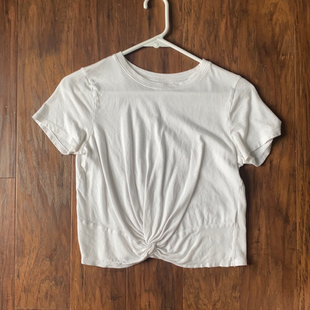 White Hollister Size Small T shirt